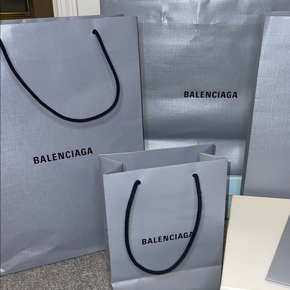 3 FOR 1 Balenciaga Silver Shopping Bag Collection and 1 Gift Bag - Picture 2 of 7